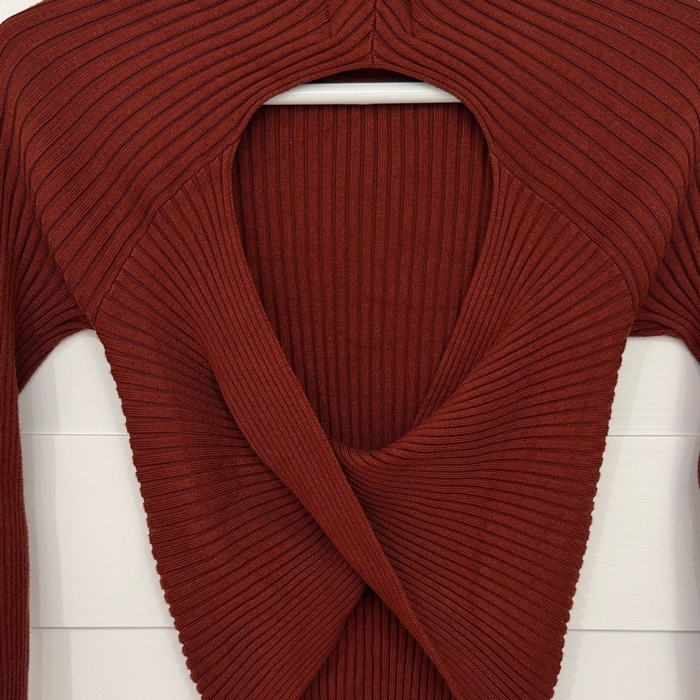 Pink Rose Ribbed Knit Open Back Twist‎ Sweater Rust Burgundy Size Small - Picture 7 of 7